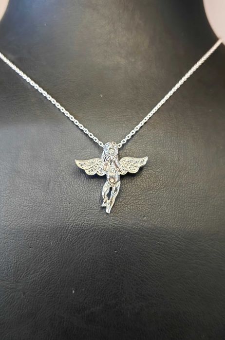 Колие с ангелче, сребърно колие с малък ангел, колие за подарък