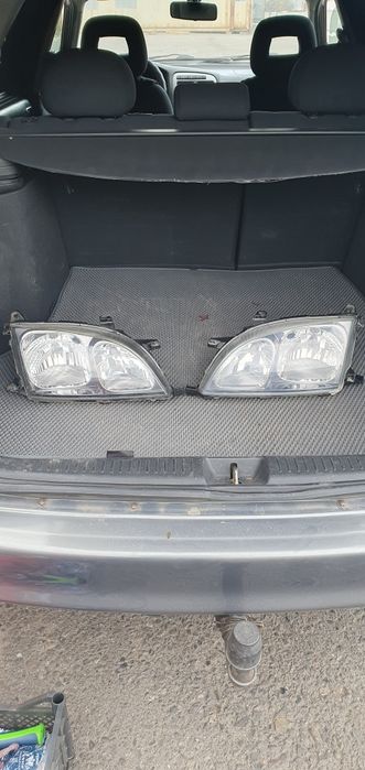 Продам фары калдина Т22