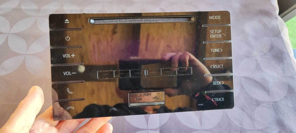 Радио за Тойота Аурис