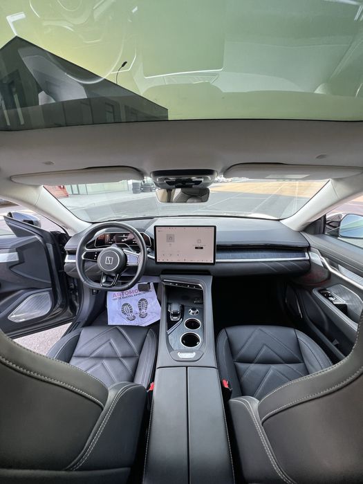 Zeekr 001 2024 — 5