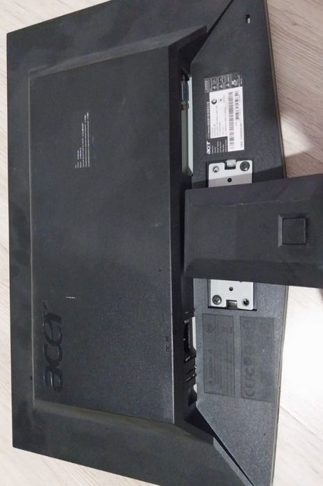 Монитор для компьютера б/у. В рабочем состоянии.