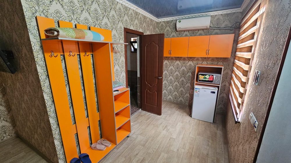Гостиница по часовой, ночь