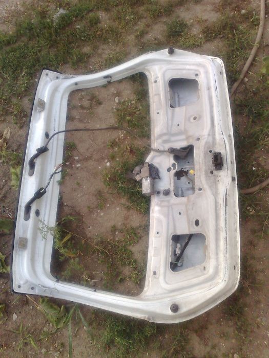 Haion clio2. sanie radio. motor stergator. Bandouri