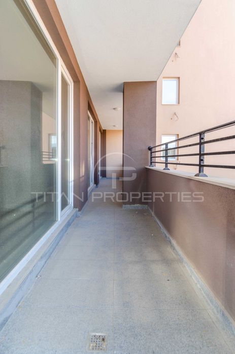 Продава се Тристаен апартамент в Пловдив, Южен - 125 кв.м за 1264 €/кв.м - Снимка #12