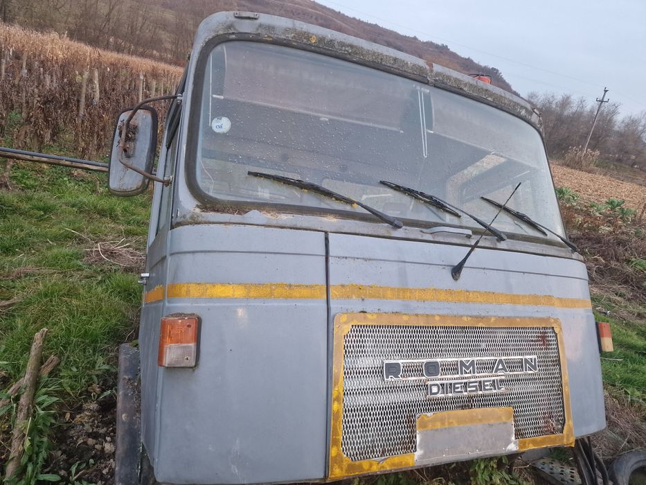 Vând motor raba roman