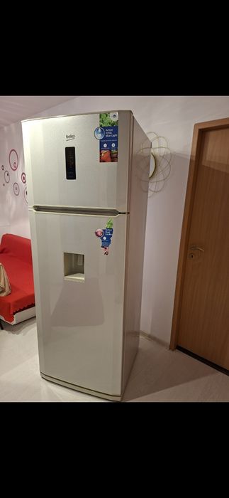-Vând Frigider cu doua usi Beko 477 l, Clasa A+, No Frost, H 193 cm, Gri Sidef-