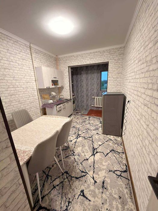 Чилонзор 20Д квартал, кизларга без маклера квартира Олмазор метро якин