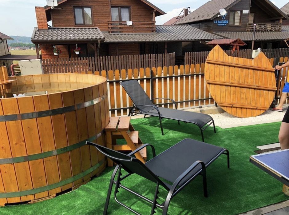Cabana cu Ciubar de inchiriat