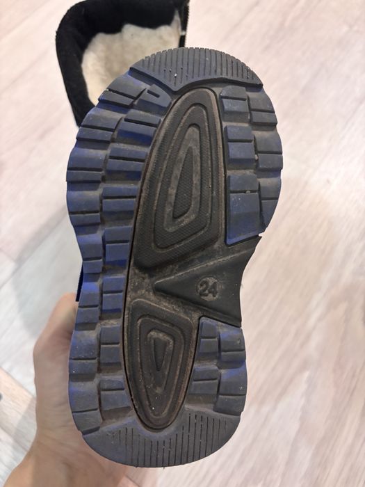 Зимняя обувь, р.24