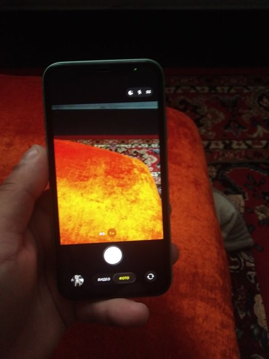 Iphone 11 sotiladi xotira 128g