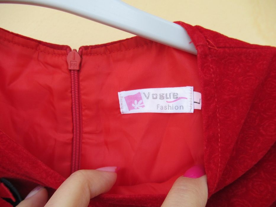 Страхотна детска рокля