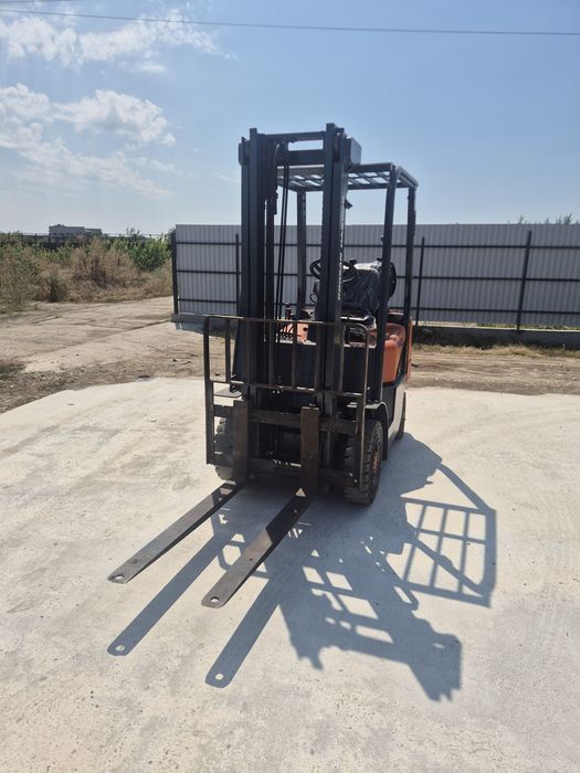 Catarg Duplex Stivuitor Dossan 1.5 tone gpl