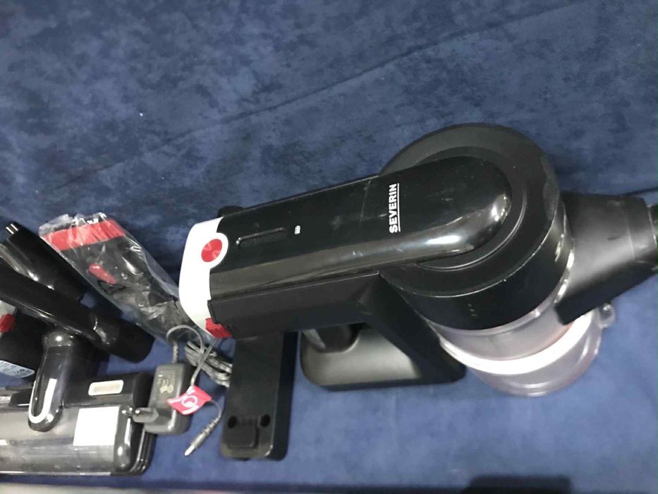 Вертикална прахосмукачка Severin HV7168