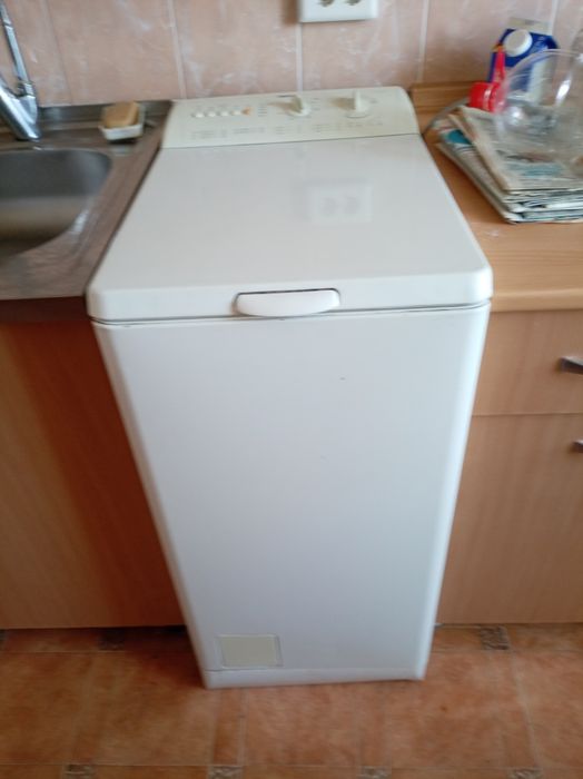 Продам Стиральную машину Zanussi
