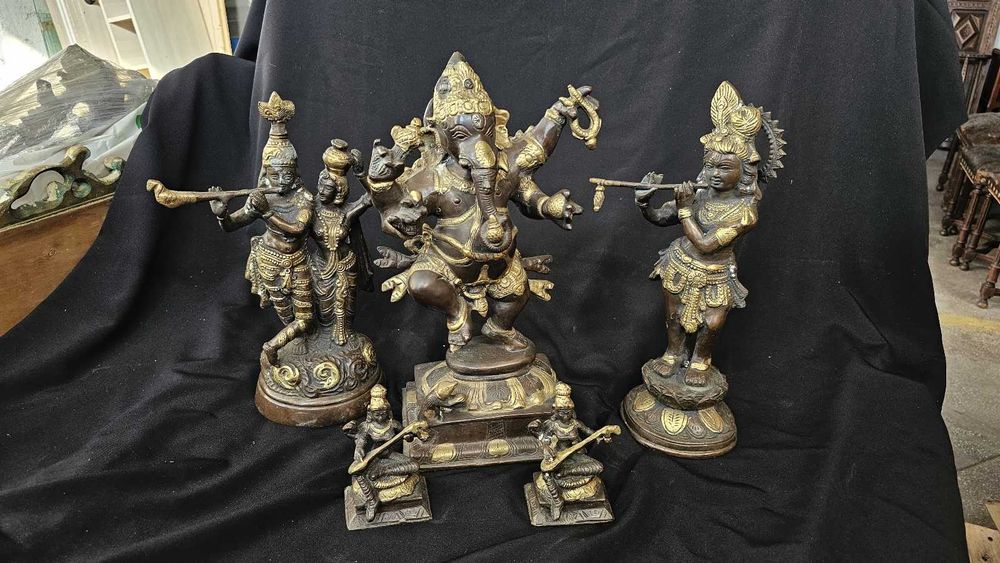 Set 21 piese statuete din bronz. Ganesha, Krishna si Lakshmi