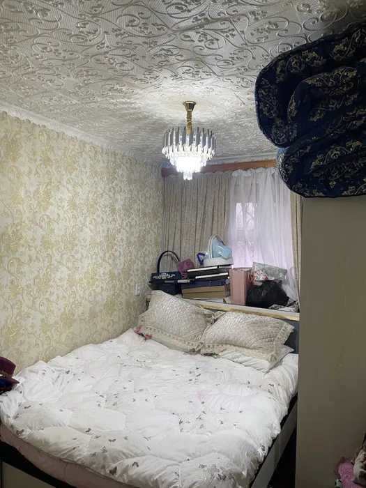 Продаю квартиру 3/5/5 учтепа 24 квартал.