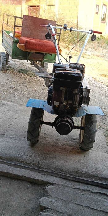 Продавам Мотоблок"НЕВА"МБ23