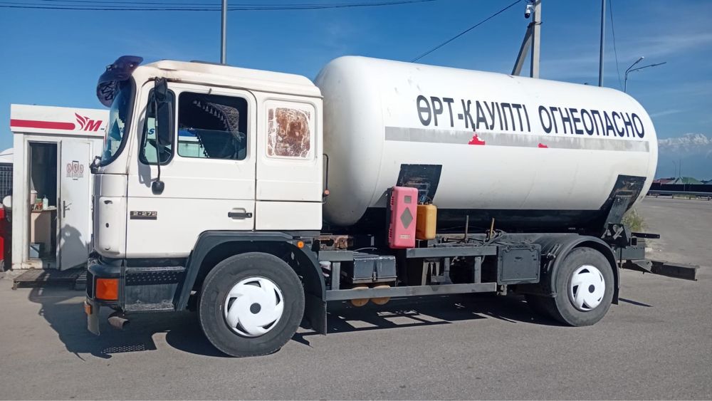 Продам газавоз 7 тонник