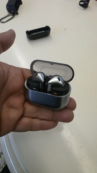 Samsung buds 3 ideal