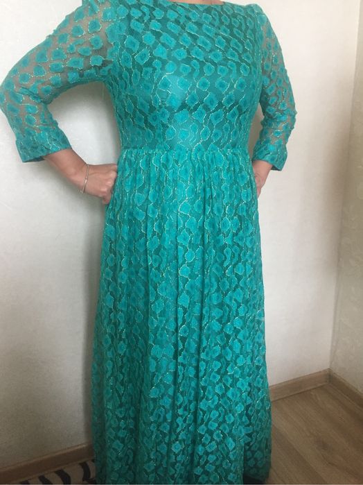 Платье бирюзовое красивое