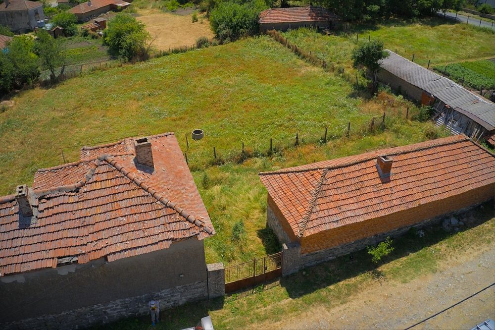 Продава се Къща в с. Радовец, Област Хасково - 72 кв.м за 98 €/кв.м - Снимка #1