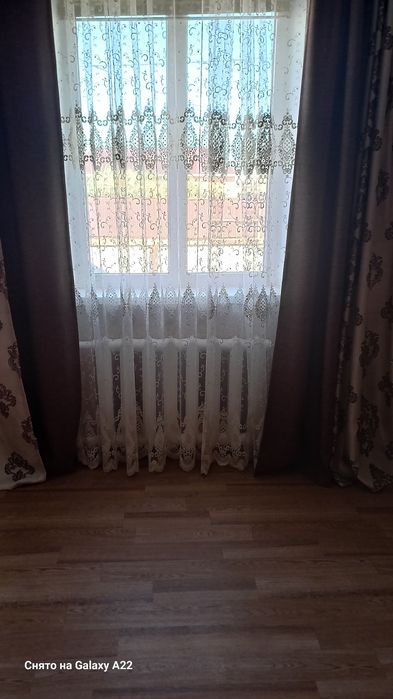 Продам шторы и тюль на 4 окна