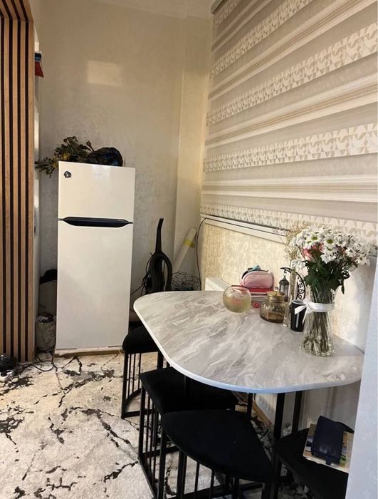 Chilonzor metro yonida joylashgan