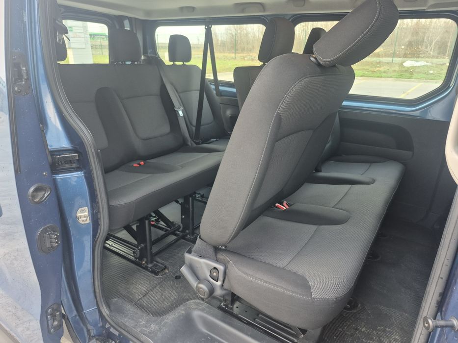 Renault Trafic 8+1 Extra Lung 2,0 Dci 68000 km Anul 2020