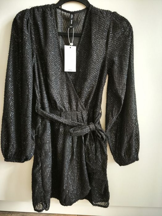 Черна рокля Mango