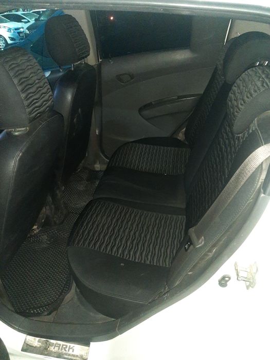 Spark sotiladi 2011 yil 4 pozitsiya A/t Metan 4 pokolena