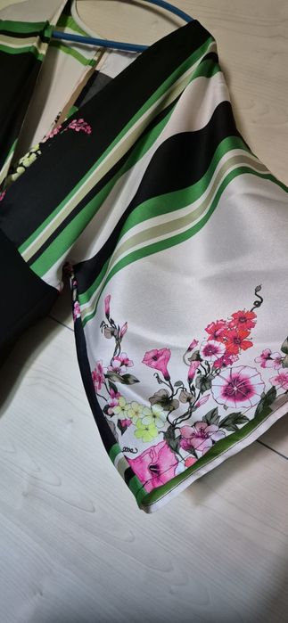 Salopeta pantalon Motivi cu maneci chimono marime L