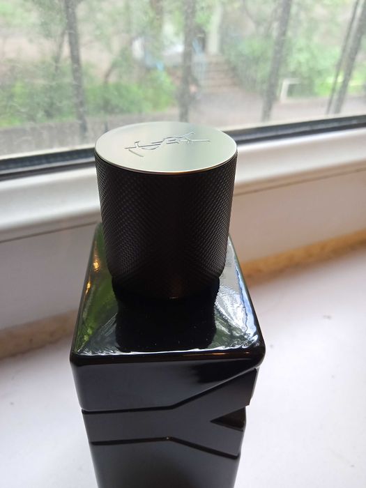 Парфюм Yves Saint Laurent Y le parfum