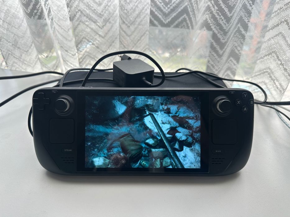 Steam Deck LCD 1 TB като нов