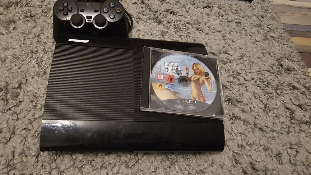 Playstation 3 Sony ps3 + joc GTA 5 si Fifa