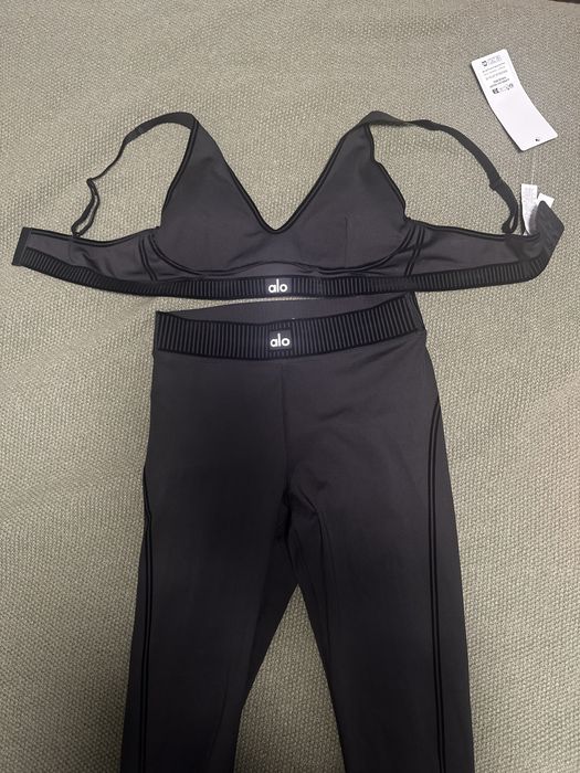 Alo yoga черен сет