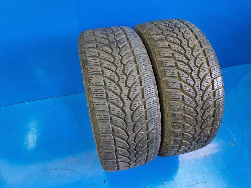 2 Bridgestone R17 225/50
зимни гуми DOT3318