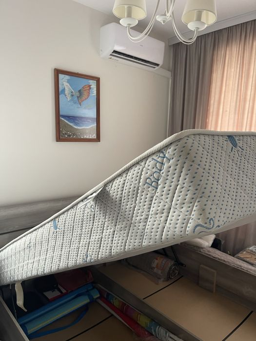 Спалня с матрал 160/200