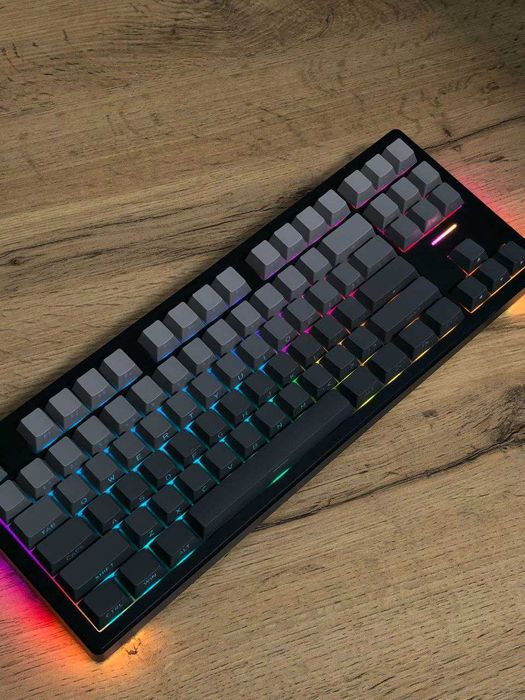 клавиатурa новый , с RGB