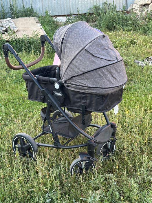 Продам детскую коляску фирмы Tomix