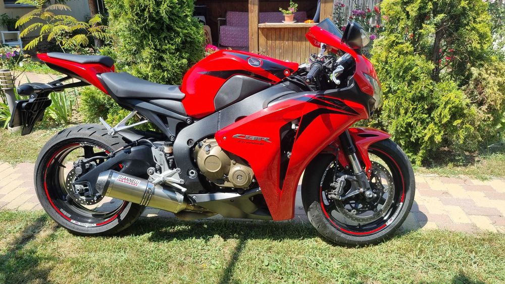 Honda CBR 1000rr fireblade