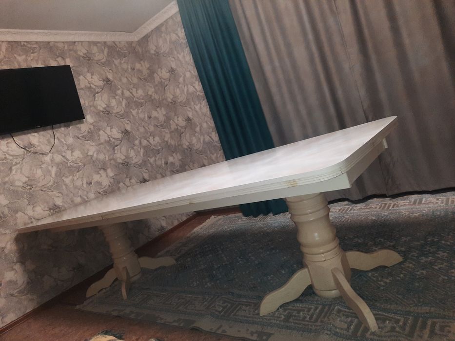 Продам стол 3 -3,5 метра