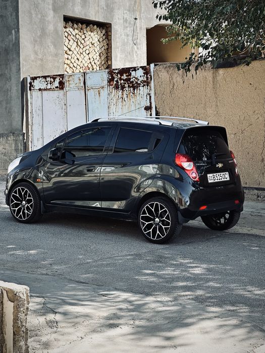 Spark avtamat sotiladi