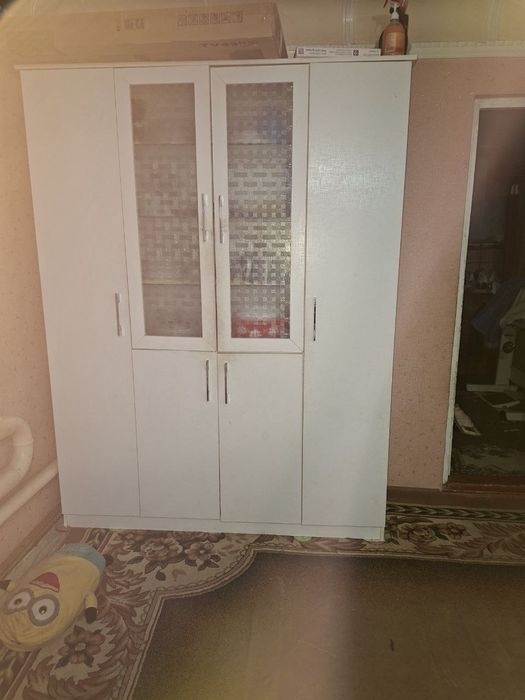 Шкафлар сотилади