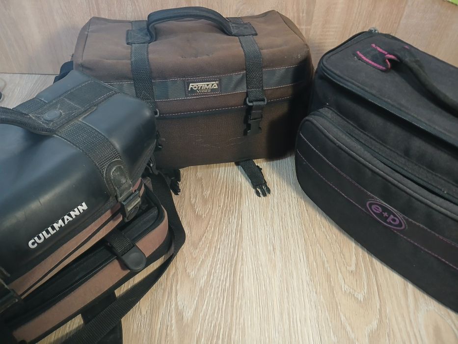 Vând 3 camere: Panasonic NV-S88, Panasonic SX30 și Philips VKR9000/00