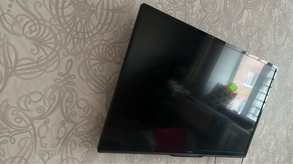 Продам телевизор