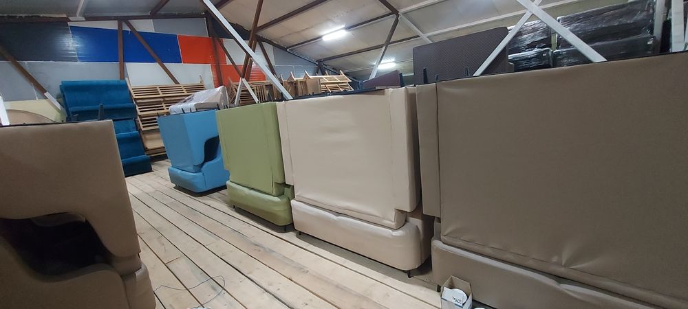 Диван, кожзам диваны,мебель для общепита