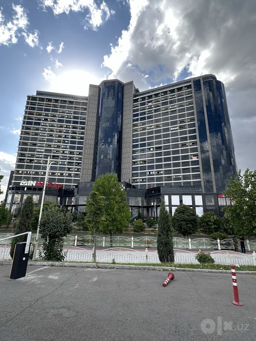 Kvartira sotiladi Minor masjid togrisida Ж/К Anhor residense 80 kvm