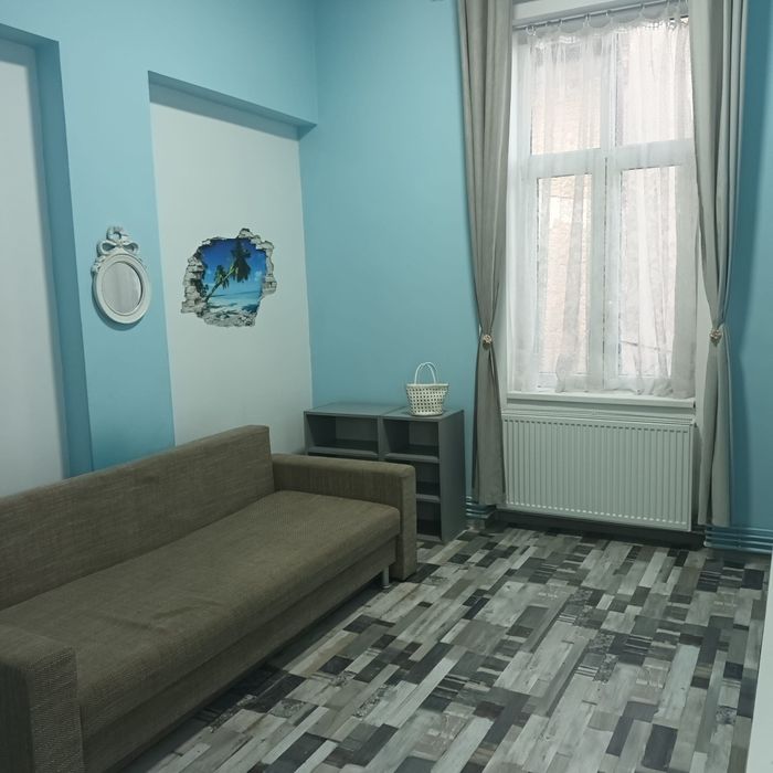 Închiriez apartament ultracentral 46 mp aproape de Primărie