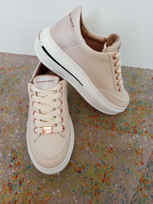 Alexander Smith - сникърси