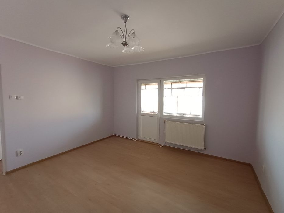 PF vand garsoniera Piata Cetate Alba Iulia • OLX.ro